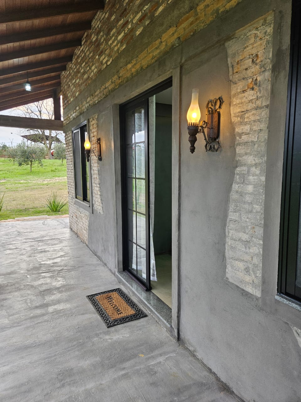 WhatsApp Image 2025-11-26 at 16.56.05 (1)